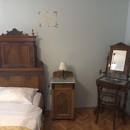 Guesthouse Kuca Na Sterne Lovran Buitenkant foto