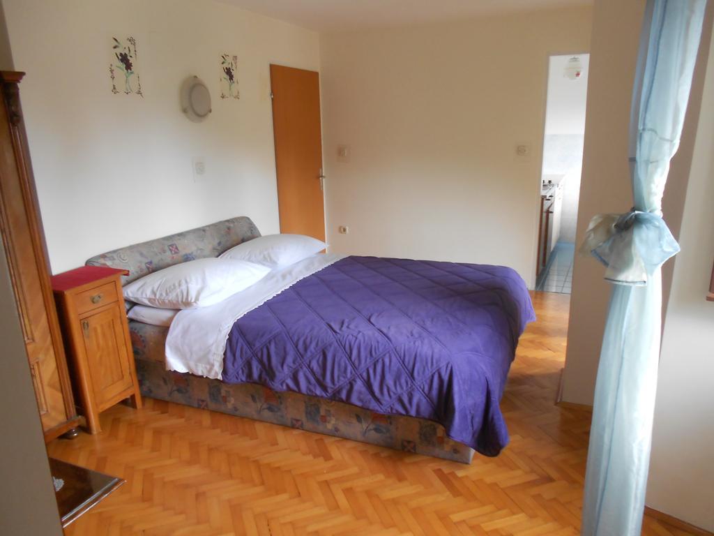 Guesthouse Kuca Na Sterne Lovran Kamer foto