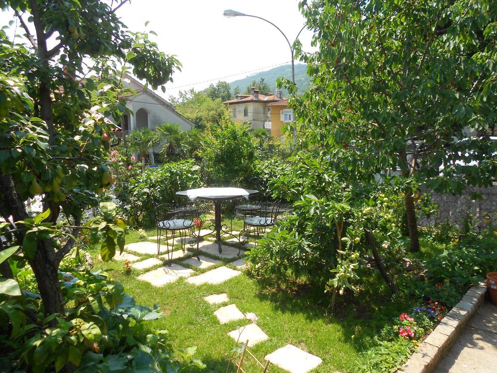 Guesthouse Kuca Na Sterne Lovran Buitenkant foto
